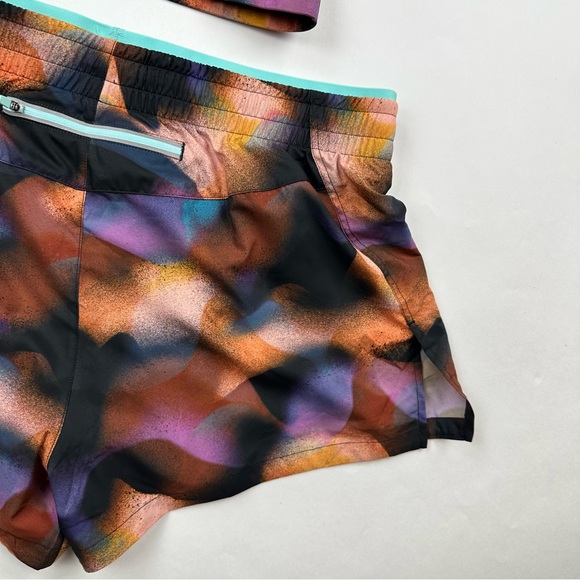 Fabletics Meltdown Crystal Wave Shorts Sports Bra Set Activewear Set Size XL - Picture 10 of 13